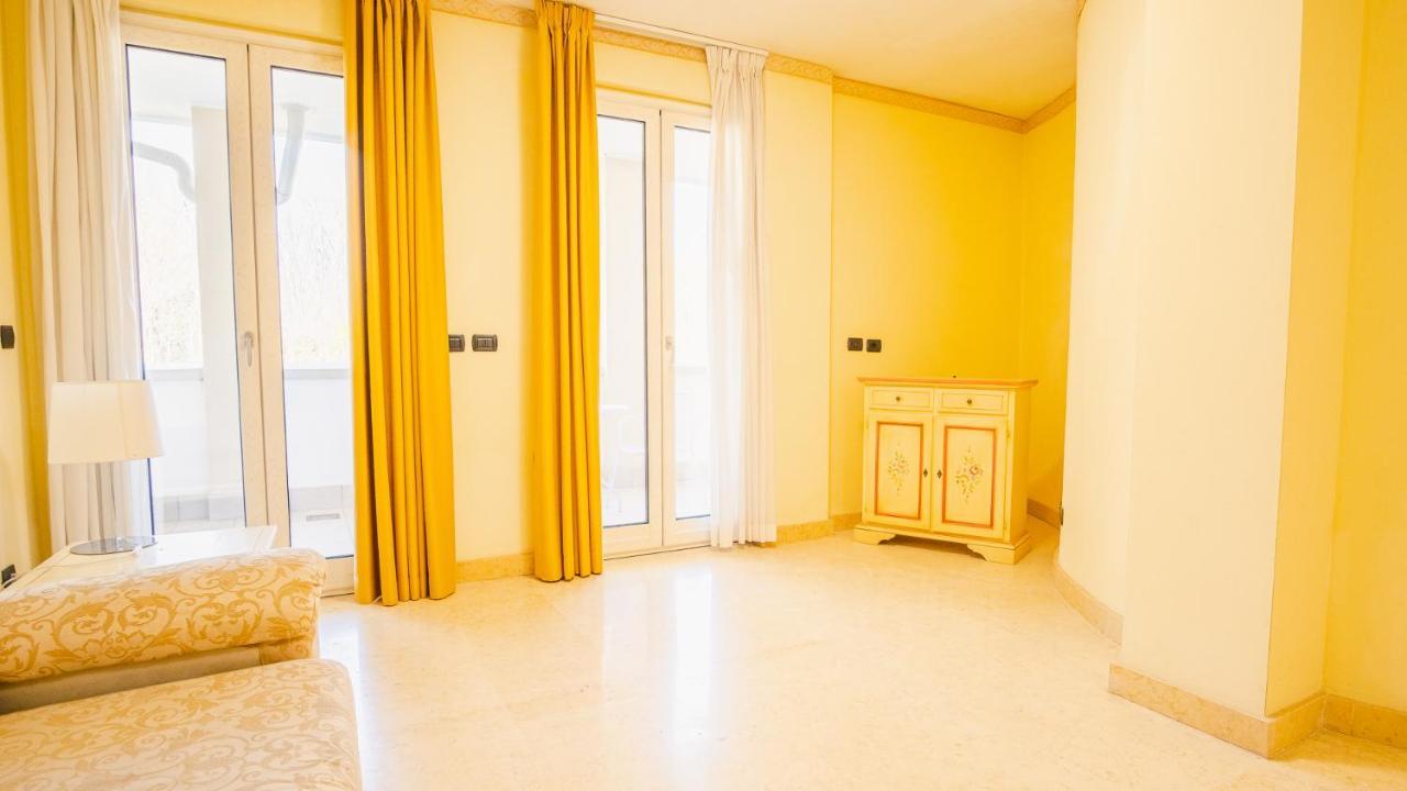 Relais Du Village - Italian Homing Apartment