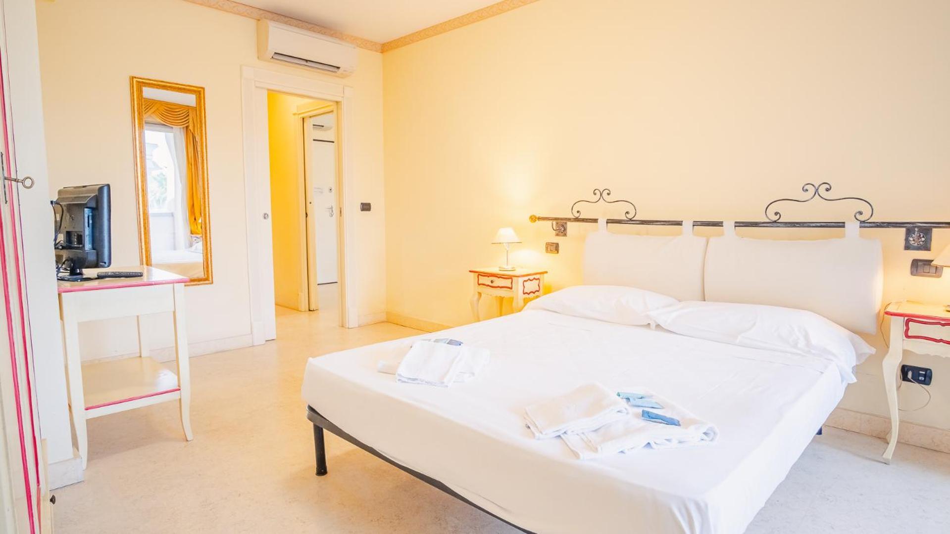 Relais Du Village - Italian Homing * Desenzano del Garda