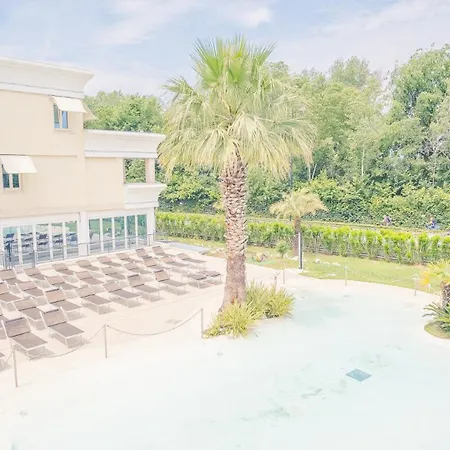 Relais Du Lac Village - Italian Homing Desenzano del Garda Exterior photo