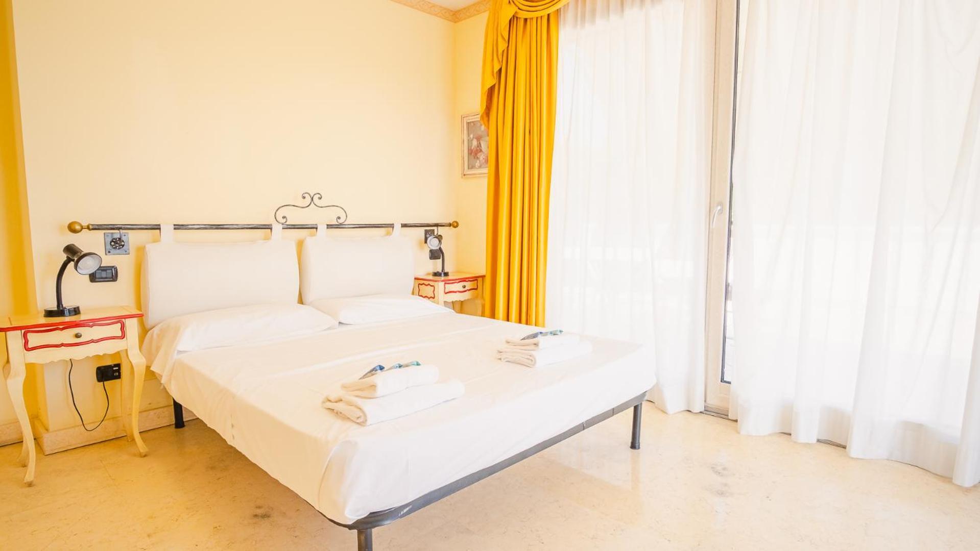 Relais Du Village - Italian Homing Apartment Desenzano del Garda