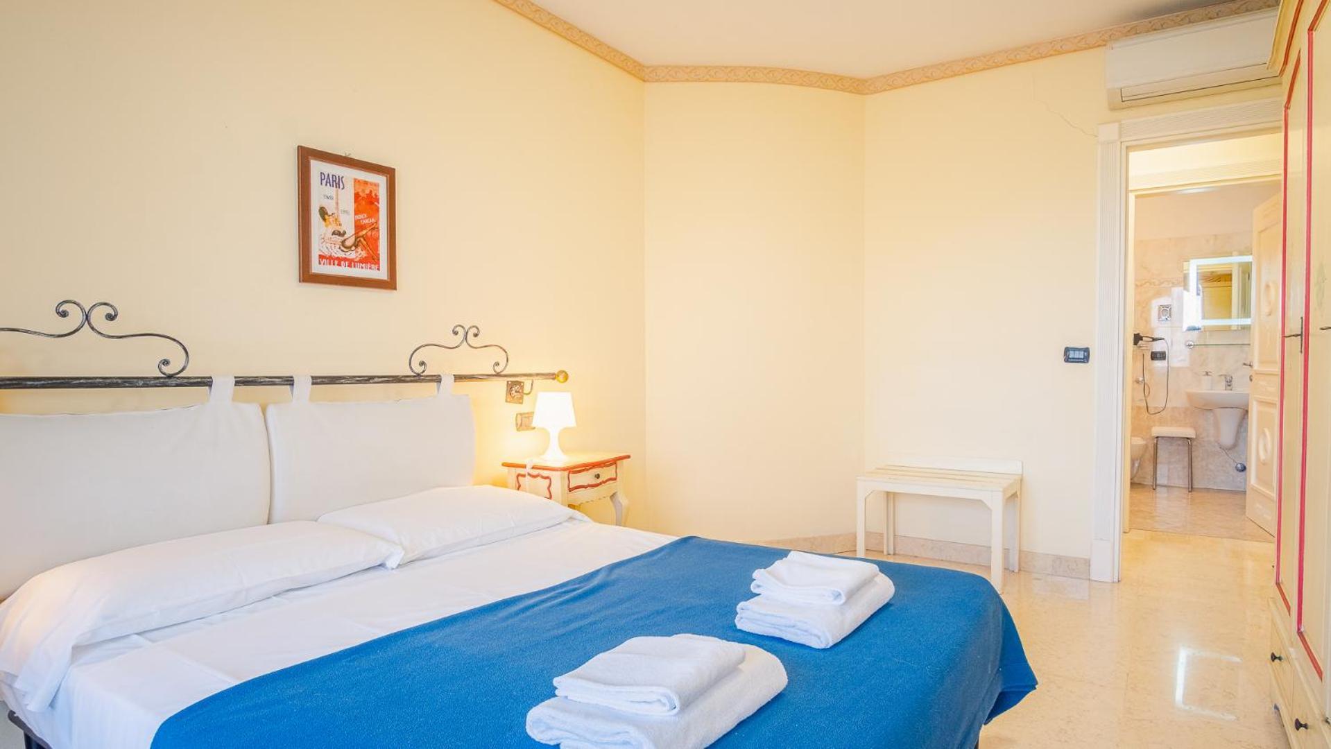 Relais Du Village - Italian Homing *